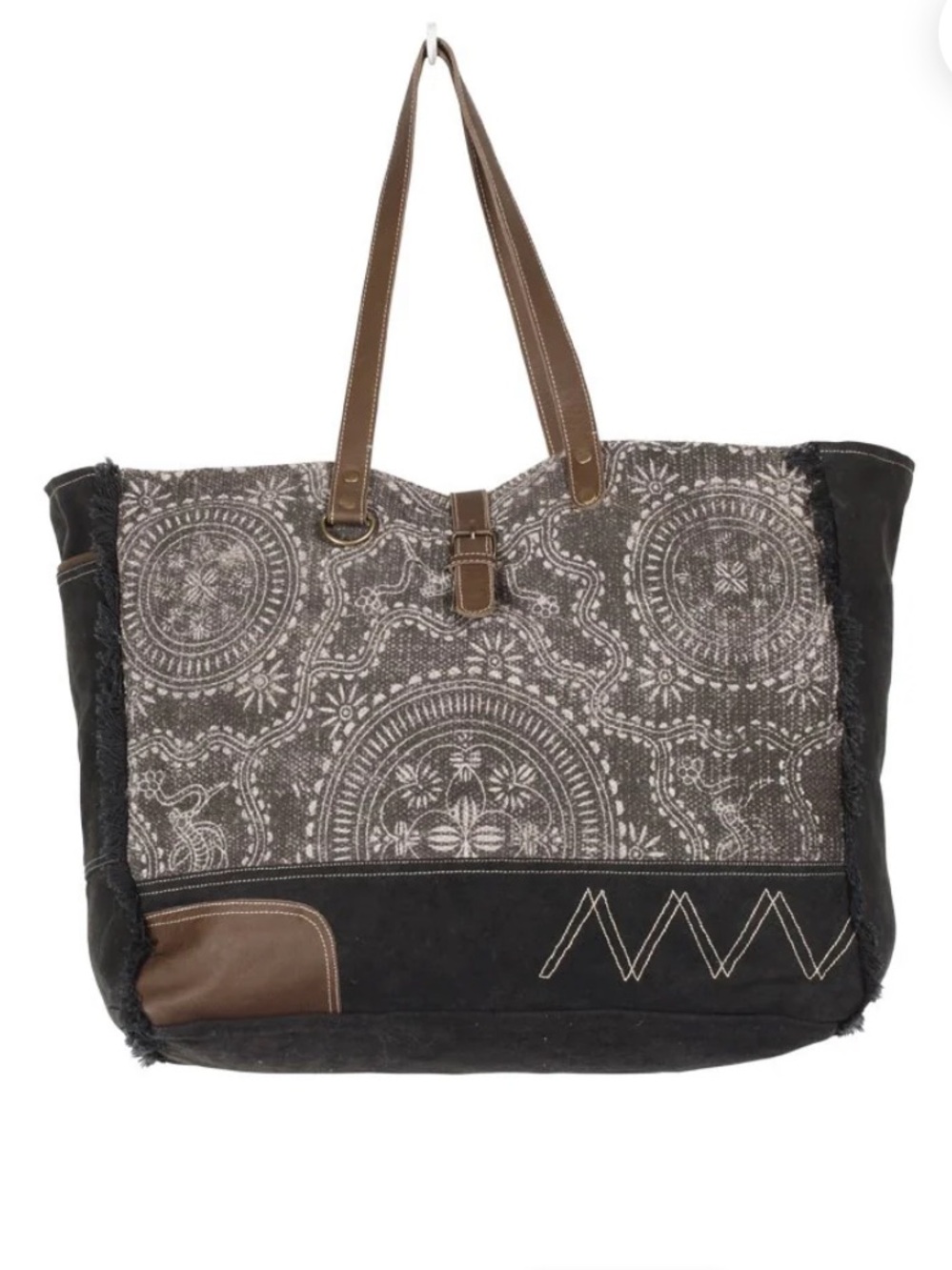 NWT Oversized Myra Mandala Print Weekender Bag